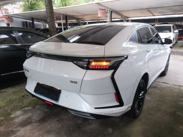 Dongfeng Aeolus Yixuan 2025, 2600 км, за 10250 USD - фото 6