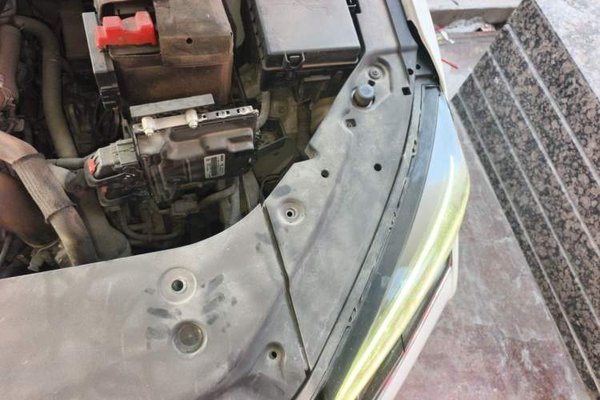 Dongfeng Aeolus Yixuan MAX 2021, 125600 км, за 5668 USD - фото 22
