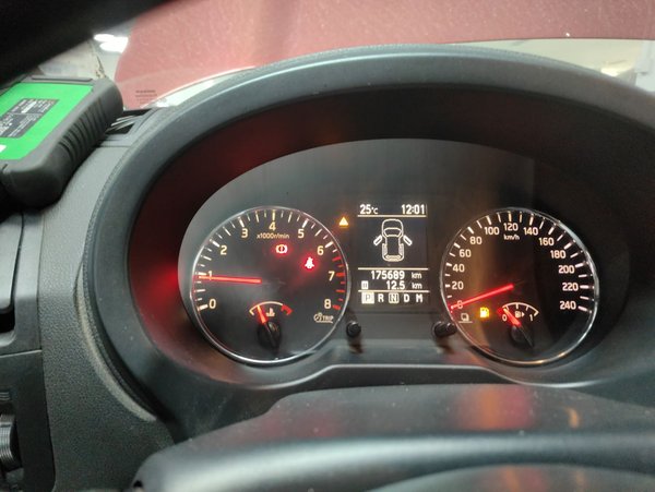 Dongfeng Fengdu MX6 2015, 175700 км, за 4318 USD - фото 15