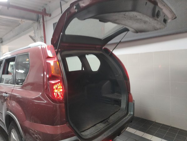 Dongfeng Fengdu MX6 2015, 175700 км, за 4318 USD - фото 22