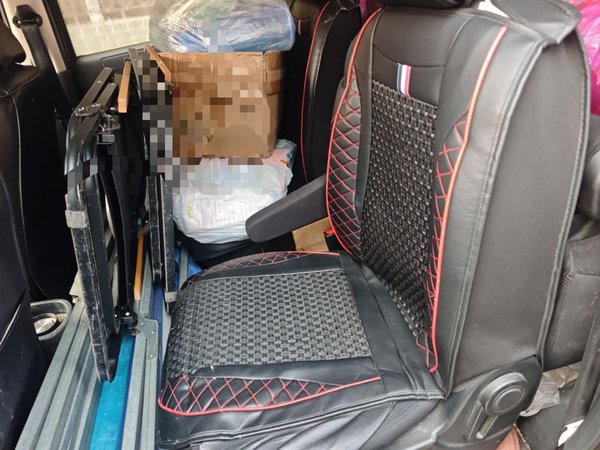 Dongfeng Fengon 330 2014, 76100 км, за 2374 USD - фото 18