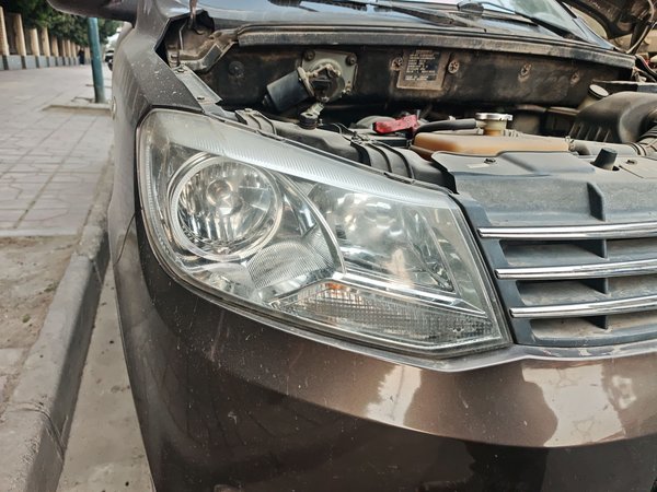 Dongfeng Fengon 330 2014, 76100 км, за 2374 USD - фото 7