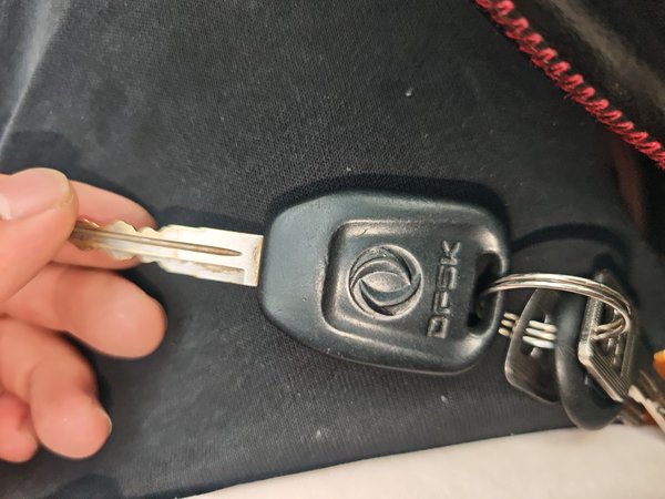 Dongfeng Fengon 330 2014, 76100 км, за 2374 USD - фото 9