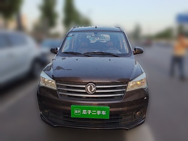 Dongfeng Fengon 330 2016, 64300 км, за 2469 USD