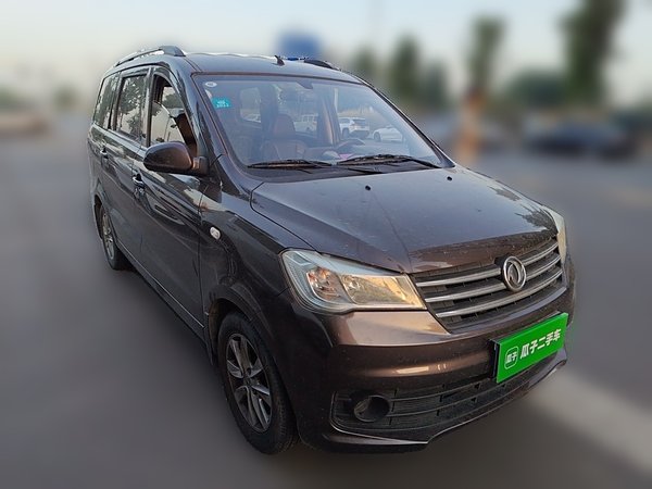 Dongfeng Fengon 330 2016, 64300 км, за 2469 USD