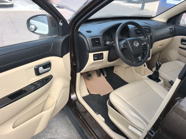 Dongfeng Fengon 360 2015, 93200 км, за 4031 USD - фото 18