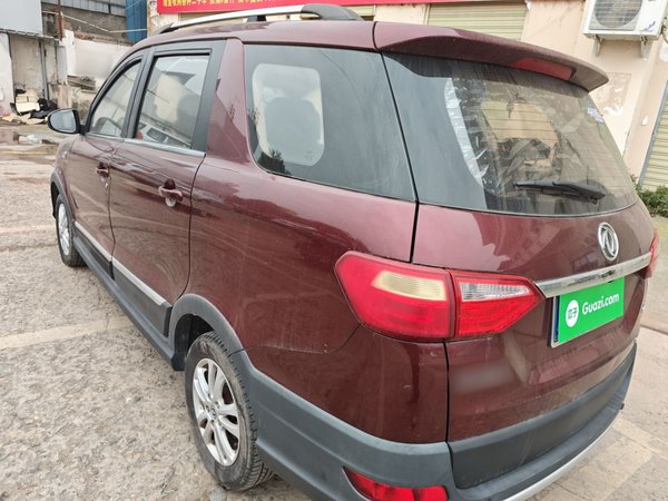 Dongfeng Fengon 370 2016, 24800 км, за 4379 USD