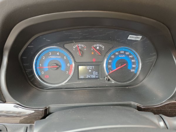 Dongfeng Fengon 370 2016, 24800 км, за 4379 USD - фото 15