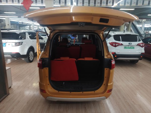 Dongfeng Fengon 370 2016, 12100 км, за 4486 USD - фото 8