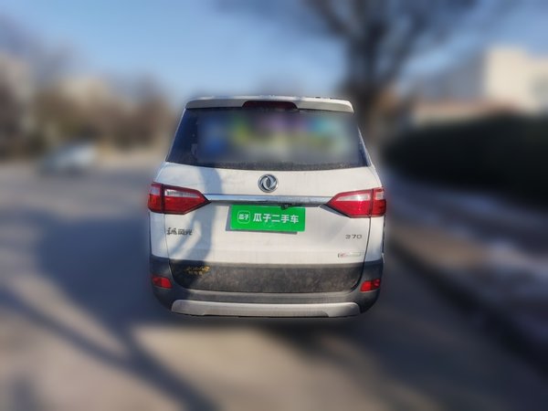 Dongfeng Fengon 370 2016, 96700 км, за 3003 USD