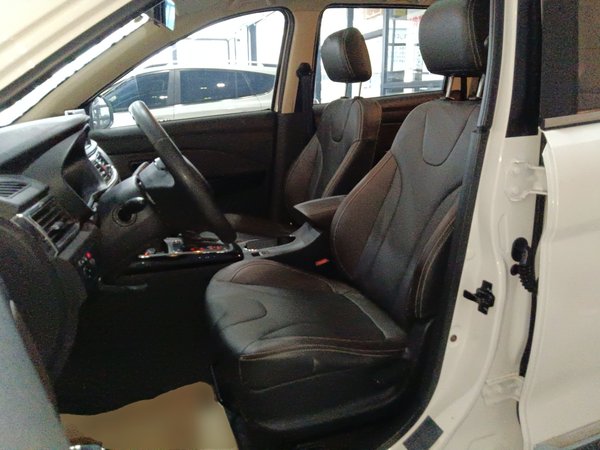 Dongfeng Fengon 370 2020, 98100 км, за 6047 USD - фото 18