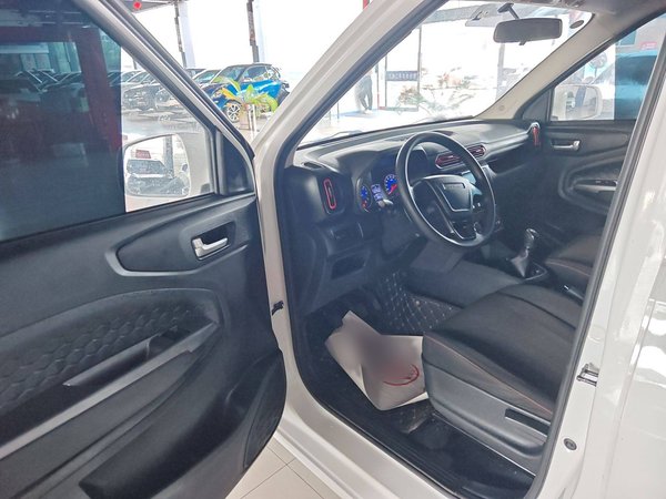 Dongfeng Fengon 380 2022, 38100 км, за 6661 USD - фото 8