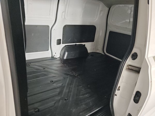 Dongfeng Fengon 380 2022, 38100 км, за 6661 USD - фото 7