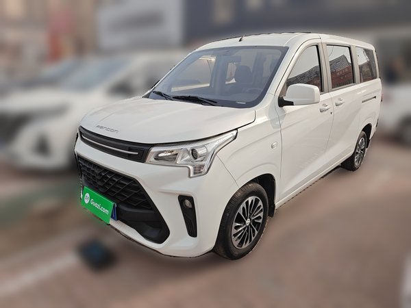 Dongfeng Fengon 380 · 2022 год