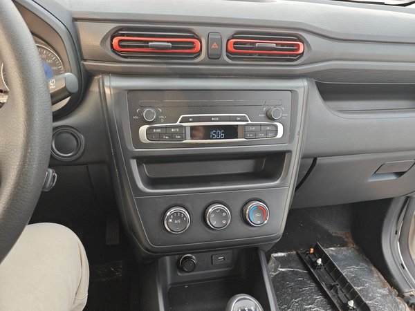 Dongfeng Fengon 380 2022, 49200 км, за 5330 USD - фото 14