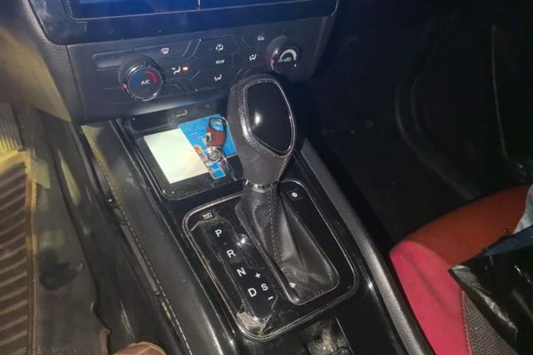 Dongfeng Fengon 580 2016, 74300 км, за 9999999 USD - фото 15