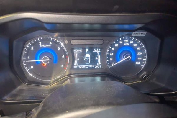 Dongfeng Fengon 580 2016, 74300 км, за 9999999 USD - фото 12