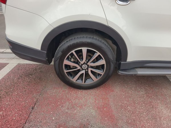 Dongfeng Fengon 580 2016, 55300 км, за 4476 USD