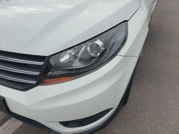 Dongfeng Fengon 580 2016, 55300 км, за 4476 USD