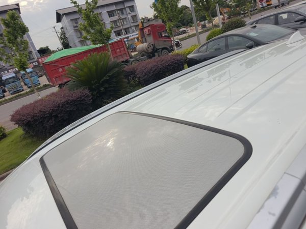 Dongfeng Fengon 580 2016, 55300 км, за 4476 USD