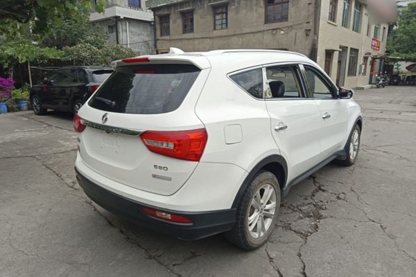 Dongfeng Fengon 580 2016, 139400 км, за 4219 USD - фото 6