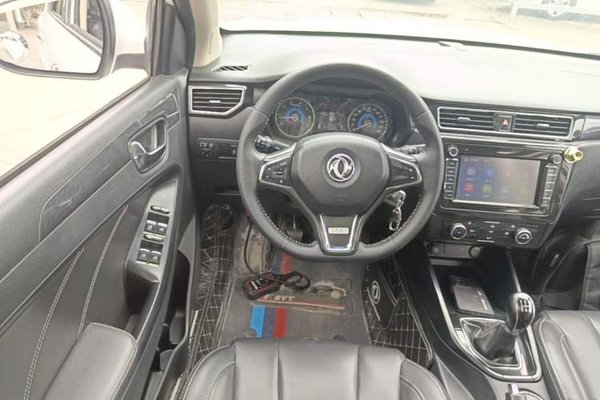 Dongfeng Fengon 580 2016, 139400 км, за 4219 USD - фото 14