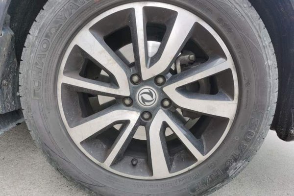 Dongfeng Fengon 580 2017, 108400 км, за 4622 USD - фото 8