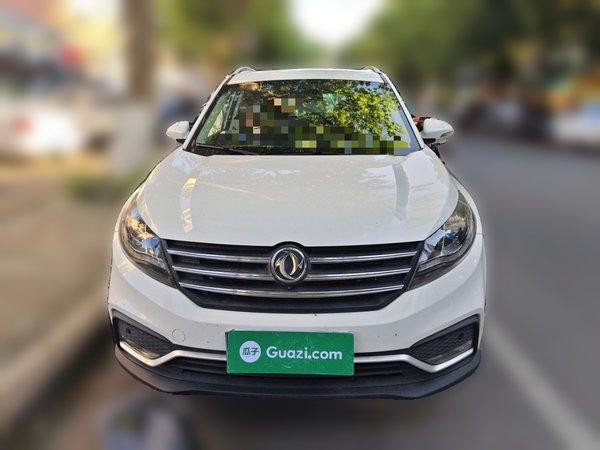 Dongfeng Fengon 580 2017, 65900 км, за 4892 USD