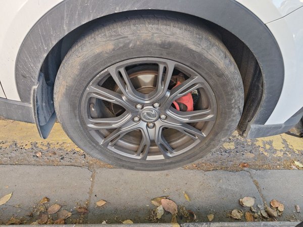 Dongfeng Fengon 580 2017, 65900 км, за 4892 USD