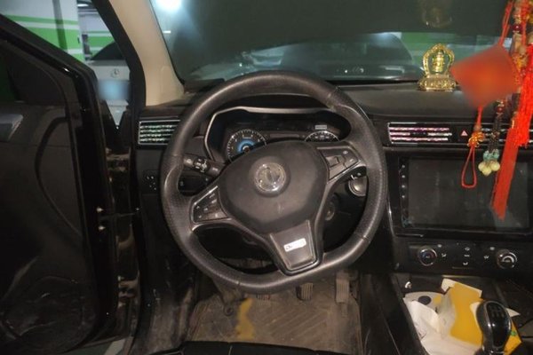 Dongfeng Fengon 580 2020, 12100 км, за 6348 USD - фото 9