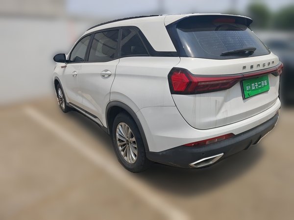 Dongfeng Fengon 580 2022, 118000 км, за 6994 USD