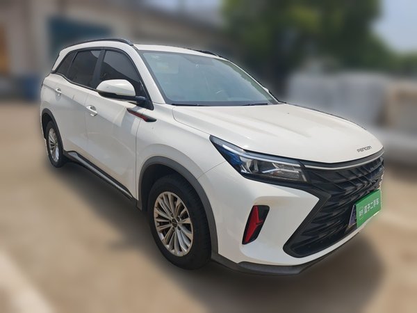 Dongfeng Fengon 580 2022, 118000 км, за 6994 USD