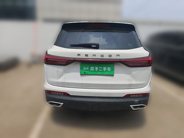 Dongfeng Fengon 580 2022, 118000 км, за 6994 USD