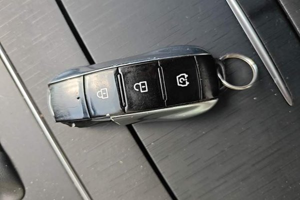 Dongfeng Fengon 580Pro 2020, 78300 км, за 7391 USD - фото 6