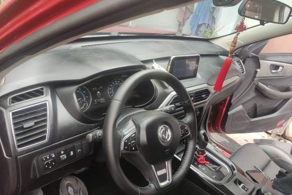 Dongfeng Fengon S560 2018, 107200 км, за 4508 USD - фото 18