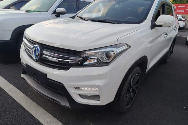 Dongfeng Fengon S560 · 2018 год