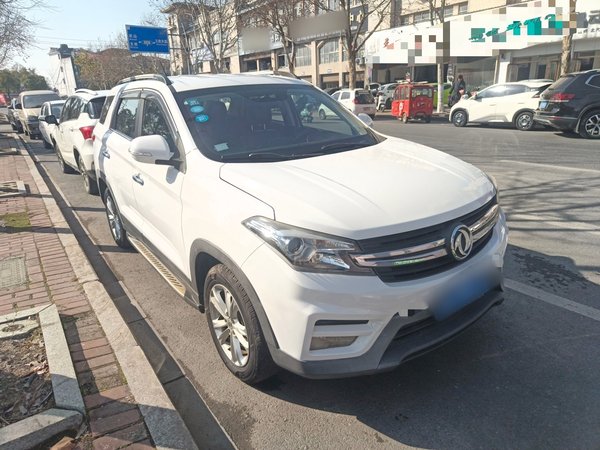 Dongfeng Fengon S560 2018, 91900 км, за 4894 USD
