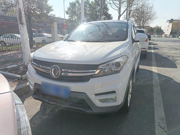 Dongfeng Fengon S560 2018 1.8L Manual Urban Model 7 Seats, 2018 года