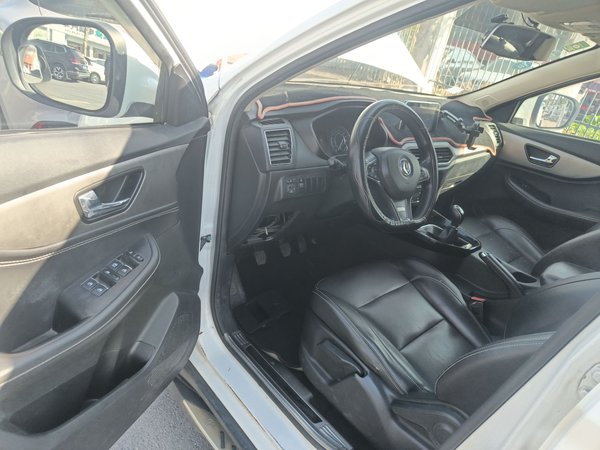 Dongfeng Fengon S560 2018, 91900 км, за 4894 USD - фото 23