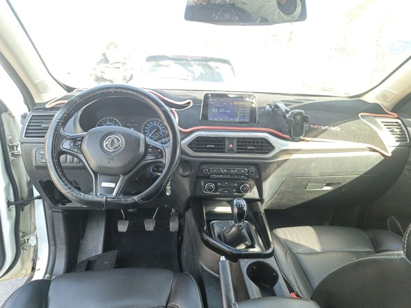 Dongfeng Fengon S560 2018, 91900 км, за 4894 USD - фото 22