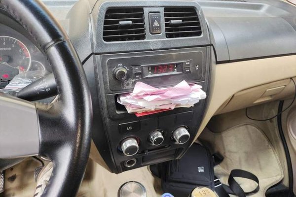 Dongfeng Xiaokang C37 2016, 160000 км, за 2707 USD - фото 13