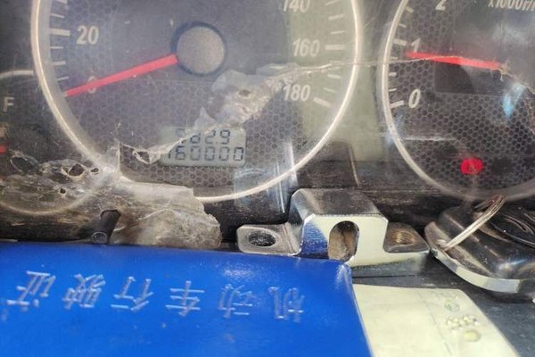 Dongfeng Xiaokang C37 2016, 160000 км, за 2707 USD - фото 12