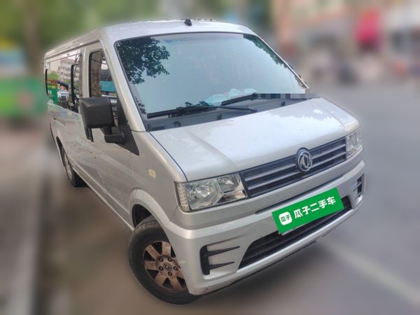 Dongfeng Xiaokang C37 2019, 53900 км, за 4399 USD