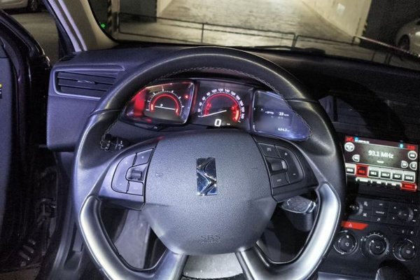 DS 4S 2016, 95900 км, за 4916 USD