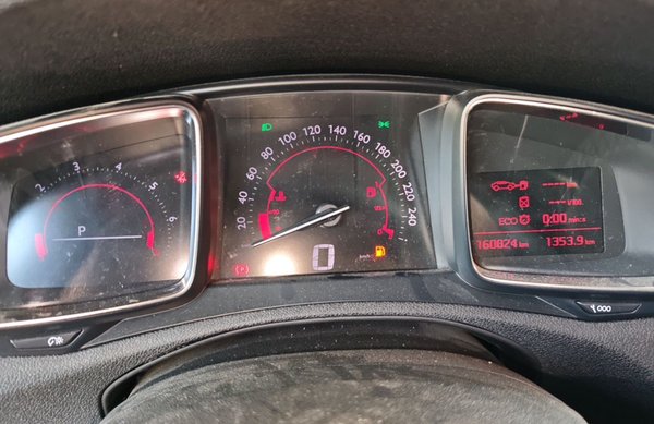 DS 4S 2018, 160800 км, за 5729 USD