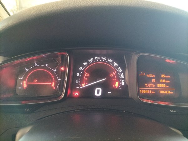 5 2015 1.6T Elegant Edition THP160, 2015 года