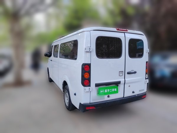 Farizon Xingxiang V 2025, 8400 км, за 13753 USD