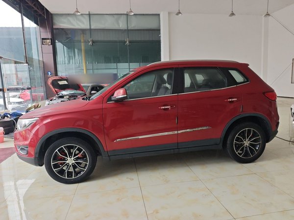 FAW Senya R7 2016, 73800 км, за 3764 USD