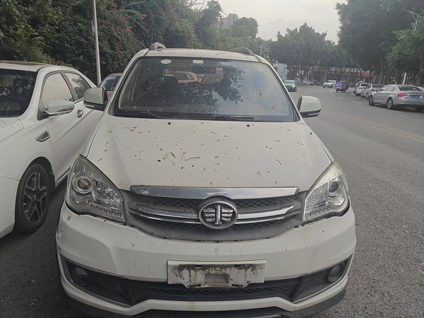 FAW Senya S80 2015 1.3L Manual 7-Seater Standard Edition, 2015 года