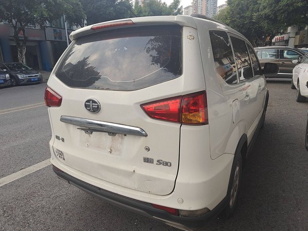 FAW Senya S80 2015, 70600 км, за 3313 USD